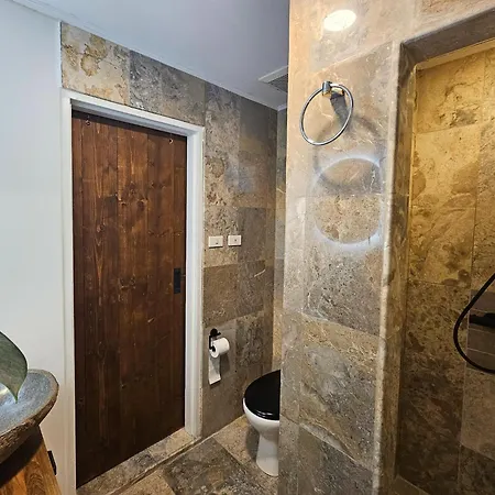 Hébergement de vacances Beautiful With Spacious Garden, Cleaning Included Voorthuizen