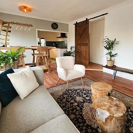 Beautiful With Spacious Garden, Cleaning Included * Вортхёйзен